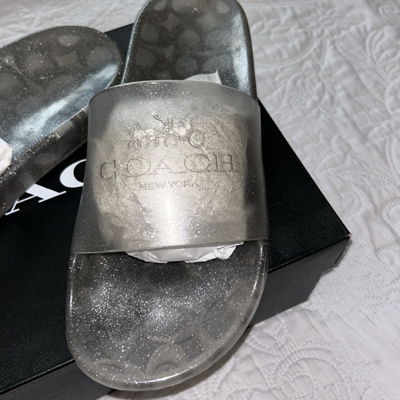 Brand new Coach Slides - Picture 2 of 3
